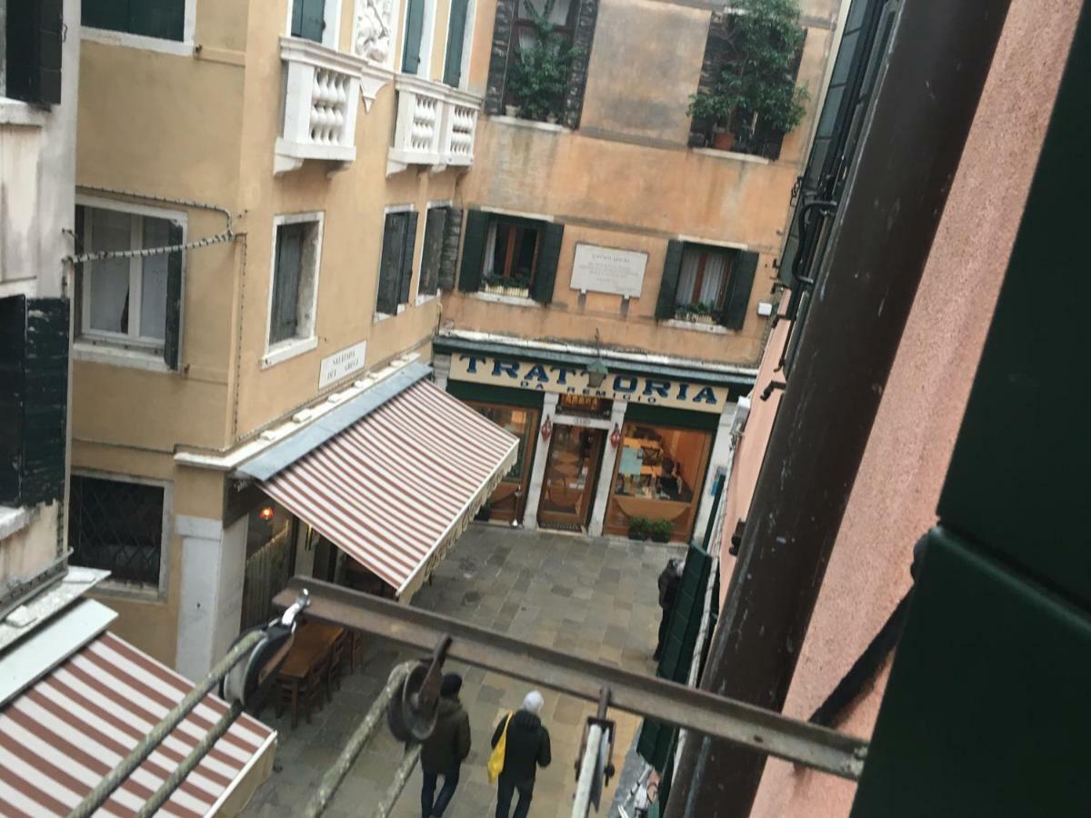 Majoorel البندقية المظهر الخارجي الصورة